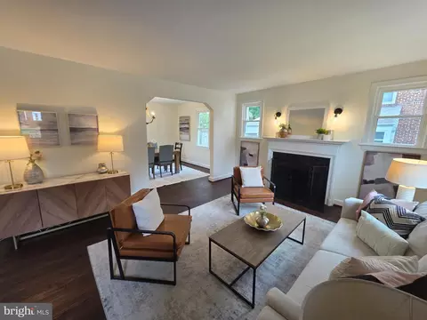 Living - 117 Normandy Dr, Silver Spring, MD 20901 photo 2 of 6