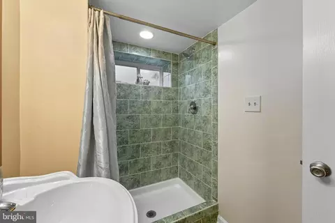 Bath - 117 Normandy Dr, Silver Spring, MD 20901 photo 5 of 5