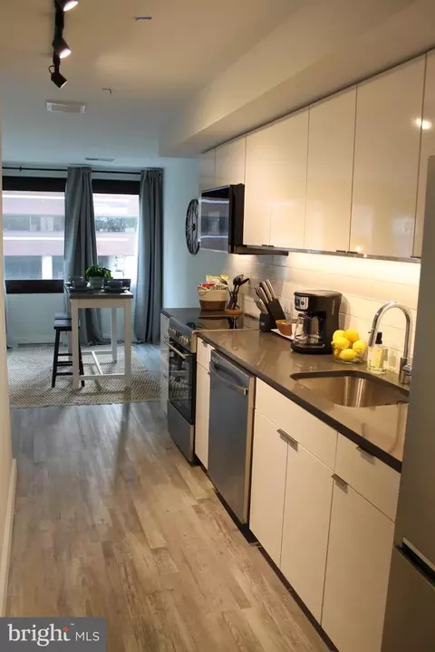 Kitchen - 700 Roeder Rd #405, Silver Spring, MD 20910 photo 2 of 2