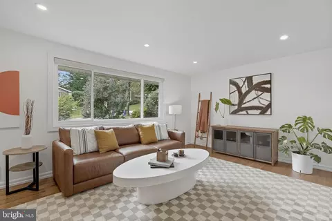 2411 Lillian Dr, Silver Spring, MD 20902 photo 6