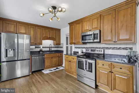 2411 Lillian Dr, Silver Spring, MD 20902 photo 10