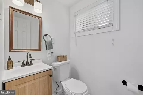 2411 Lillian Dr, Silver Spring, MD 20902 photo 38