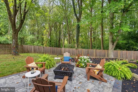 10903 Troy Rd, Rockville, MD 20852