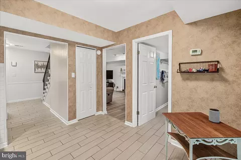 Entry Way - 19624 Westerly Ave, Poolesville, MD 20837 photo 5 of 6