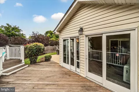 Exterior - 19624 Westerly Ave, Poolesville, MD 20837 photo 10 of 16