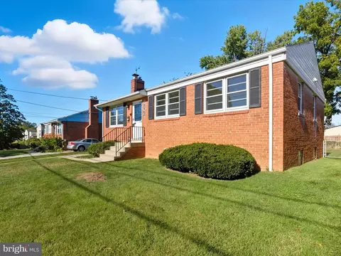 12907 Matey Rd, Silver Spring, MD 20906 photo 2