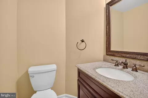 10808 Drawbridge Ct, Silver Spring, MD 20902 photo 12