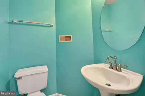 10808 Drawbridge Ct, Silver Spring, MD 20902 photo 23