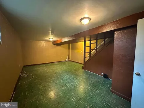 Living - 1018 Ruatan St, Silver Spring, MD 20903 photo 5 of 5