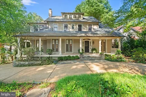 4915 Cumberland Ave, Chevy Chase, MD 20815