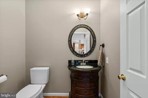 Bath - 15421 Conrad Spring Rd, Boyds, MD 20841 photo 1 of 6
