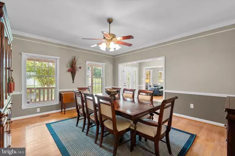 Dining - 15421 Conrad Spring Rd, Boyds, MD 20841 photo 1 of 3