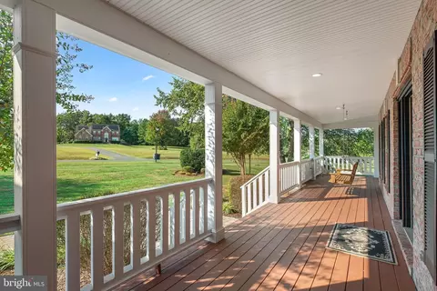 Exterior - 15421 Conrad Spring Rd, Boyds, MD 20841 photo 5 of 17