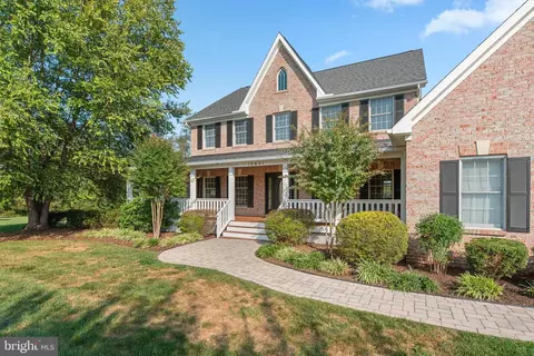 Exterior - 15421 Conrad Spring Rd, Boyds, MD 20841 photo 4 of 17