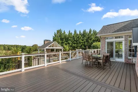Exterior - 15421 Conrad Spring Rd, Boyds, MD 20841 photo 14 of 17