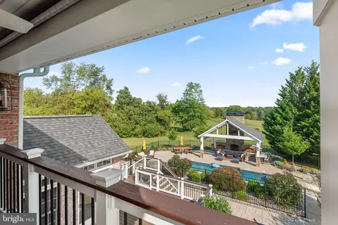 Exterior - 15421 Conrad Spring Rd, Boyds, MD 20841 photo 8 of 17