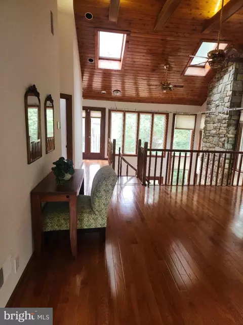 Entry Way - 416 Marshall Manor Dr, Silver Spring, MD 20905 photo 3 of 3