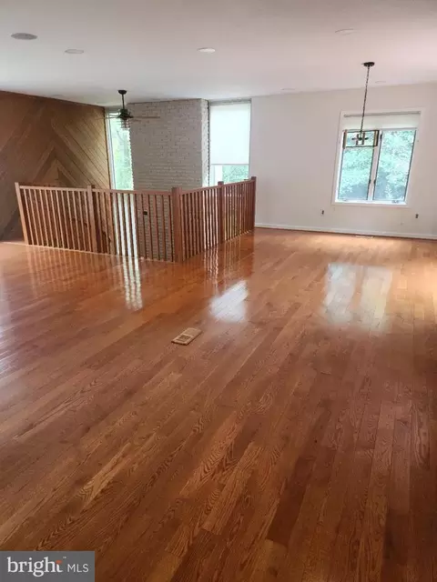 Living - 416 Marshall Manor Dr, Silver Spring, MD 20905 photo 4 of 4