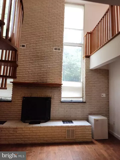 Living - 416 Marshall Manor Dr, Silver Spring, MD 20905 photo 2 of 4