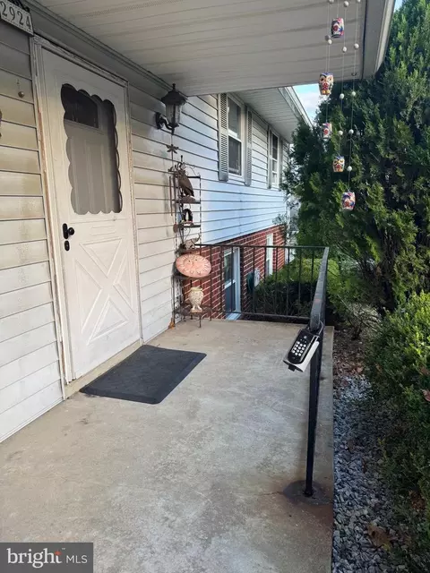 Exterior - 2924 Gracefield Rd, Silver Spring, MD 20904 photo 4 of 10