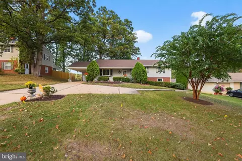 Exterior - 2924 Gracefield Rd, Silver Spring, MD 20904 photo 2 of 10