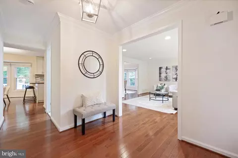 11509 Paramus Dr, Gaithersburg, MD 20878 photo 4
