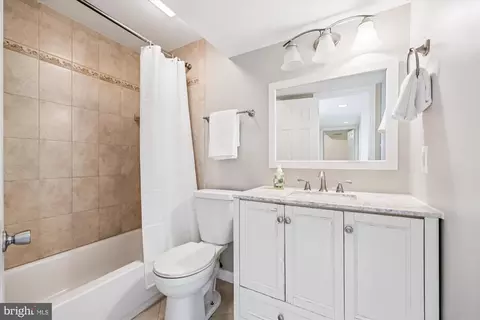 11509 Paramus Dr, Gaithersburg, MD 20878 photo 27