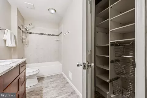11509 Paramus Dr, Gaithersburg, MD 20878 photo 29