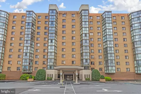 3310 N Leisure World Blvd #520, Silver Spring, MD 20906
