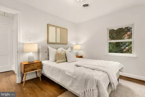 Bedroom - 905 Malcolm Dr, Silver Spring, MD 20901 photo 5 of 5