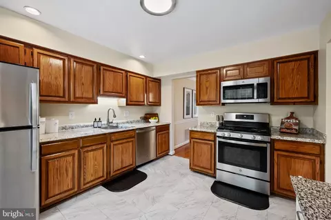 2822 Strauss Ter, Silver Spring, MD 20904 photo 6