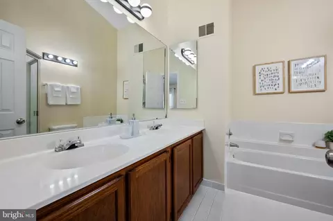 2822 Strauss Ter, Silver Spring, MD 20904 photo 14