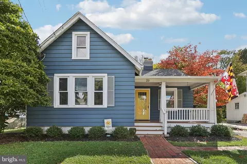 29 Maryland Ave, Gaithersburg, MD 20877 photo 1