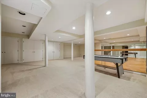9825 Korman Ct, Potomac, MD 20854 photo 40