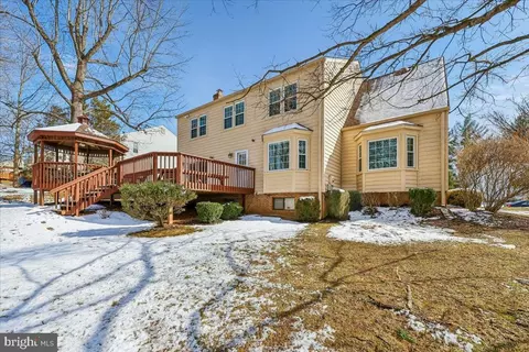 9825 Korman Ct, Potomac, MD 20854 photo 50