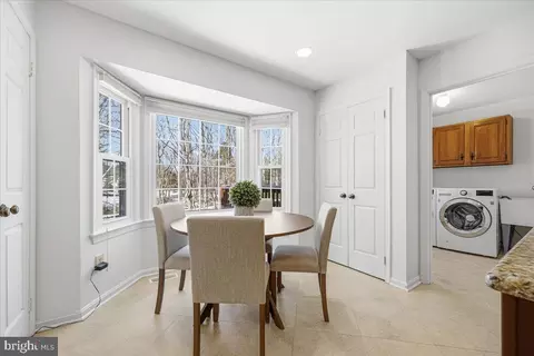 9825 Korman Ct, Potomac, MD 20854 photo 20