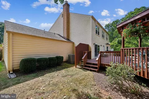 9825 Korman Ct, Potomac, MD 20854 photo 43