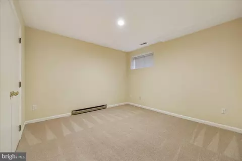 9825 Korman Ct, Potomac, MD 20854 photo 41