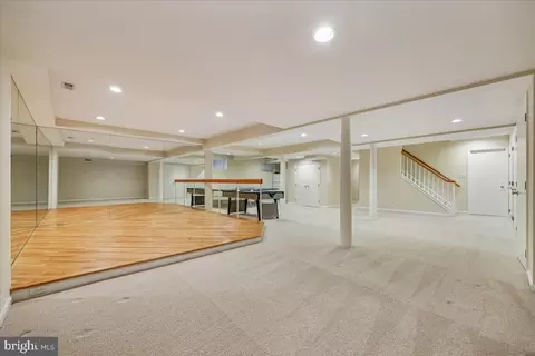 9825 Korman Ct, Potomac, MD 20854 photo 39