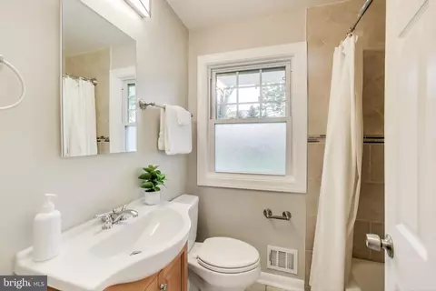 2427 Churchill Rd, Silver Spring, MD 20902 photo 22