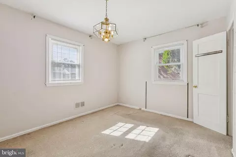 Bedroom - 1523 Crest Rd, Silver Spring, MD 20902 photo 3 of 4