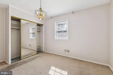 Bedroom - 1523 Crest Rd, Silver Spring, MD 20902 photo 4 of 4