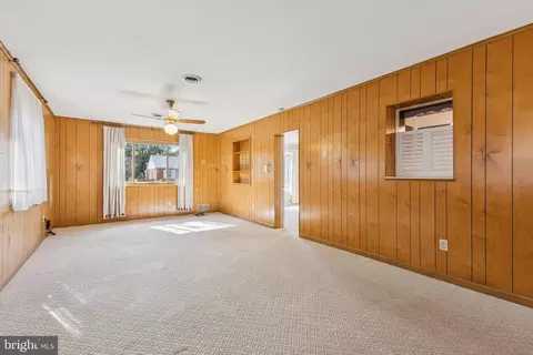 Living - 1523 Crest Rd, Silver Spring, MD 20902 photo 5 of 5
