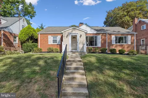 1523 Crest Rd, Silver Spring, MD 20902