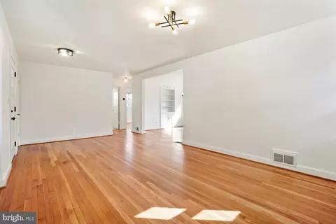 Living - 10311 Douglas Ave, Silver Spring, MD 20902 photo 5 of 5