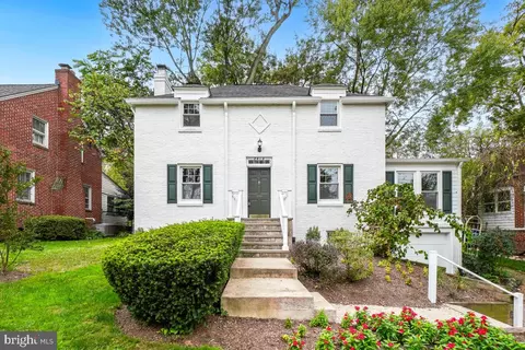 2414 Seminary Rd, Silver Spring, MD 20910