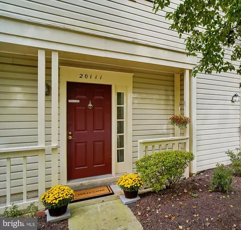20111 Waterside Dr #107, Germantown, MD 20874