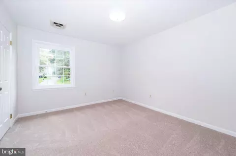209 Colesville Manor Dr, Silver Spring, MD 20904 photo 44