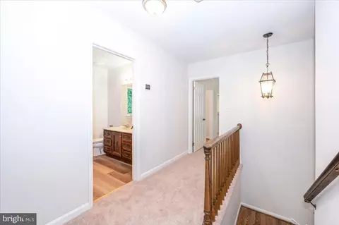 209 Colesville Manor Dr, Silver Spring, MD 20904 photo 31
