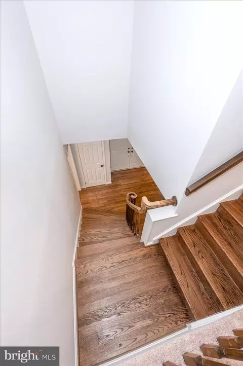 209 Colesville Manor Dr, Silver Spring, MD 20904 photo 29